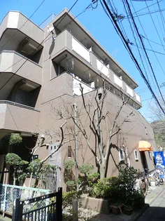 梨苑マンション【2階】の外観