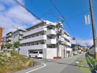 大阪府吹田市江坂町5【マンション】の外観