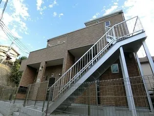 神奈川県横浜市神奈川区三ツ沢東町【アパート】の外観