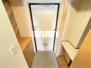 シティビラ中浜田【3階】の玄関