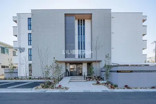 シャーメゾンステージ茜部本郷【2階】の外観