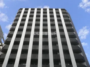 東京都新宿区新宿2【マンション】の外観