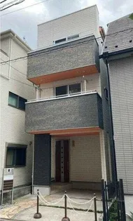 東京都荒川区西日暮里4【一戸建】の外観