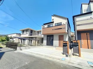 東京都日野市程久保2【一戸建】の外観