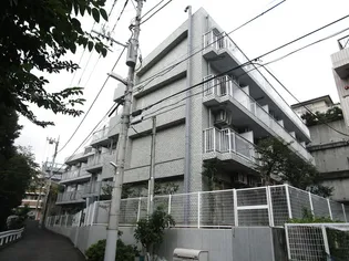 セシーズ新百合丘【4階】の外観