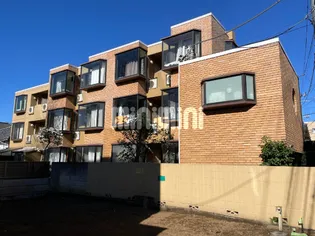 フラット本郷【1階】の外観