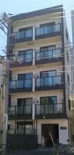 東京都新宿区西落合2【マンション】の外観