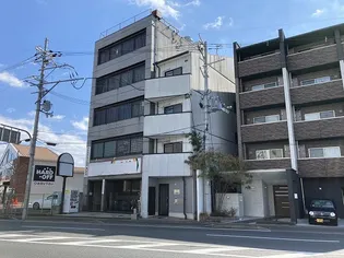 メゾン徳大寺【3階】の外観