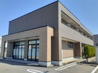 アロマ フォーレⅢの画像