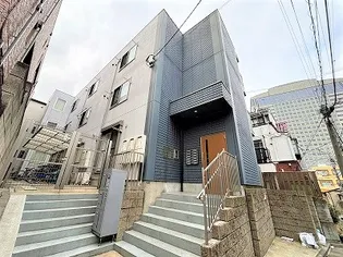 ジーグランド代々木【1階】の外観