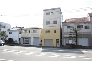 レユシール善【2階】の外観