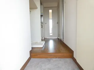 ベルシティ米ヶ袋リバース【4階】の玄関