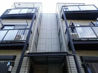 東京都世田谷区北沢5【マンション】の外観