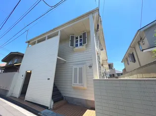 ドルフィン【1階】の外観