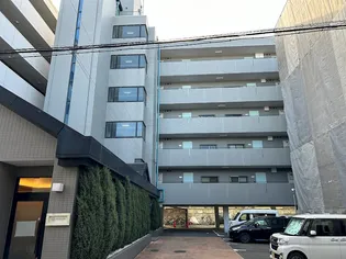 グランメゾン【2階】の外観