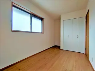 ポポラーレ(Popolare)IIの内装