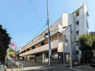 東京都港区南麻布4【マンション】の外観