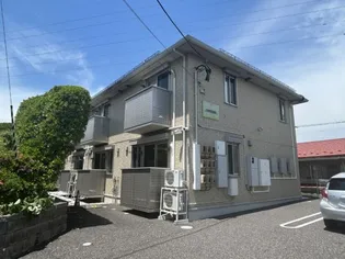 パインズコートの画像