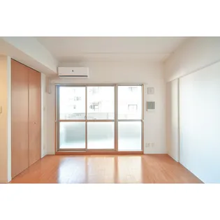 ウィスタリア京橋【5階】の間取り