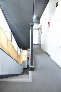 サンライズ河原町【4階】の外観