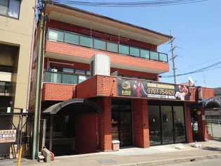 スインスィアフナコシの画像