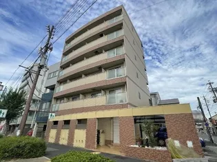 メリーコート【2階】の外観