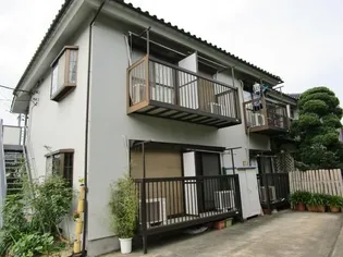 グリーンベル【2階】の外観