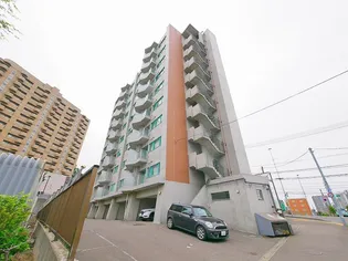 ヒューベルAJの画像