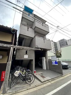 エムズフラッツ【3階】の外観