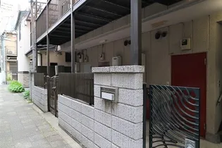 東京都文京区根津2【マンション】の外観