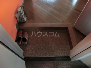 まちだ・どぅ12番館【4階】の玄関