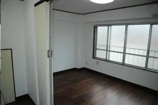 COZObldg.【3階】の居間