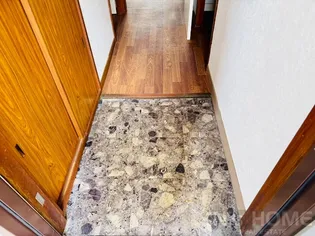 京橋第2コーポ【2階】の玄関