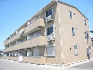 グランドマーニ A棟【2階】の外観