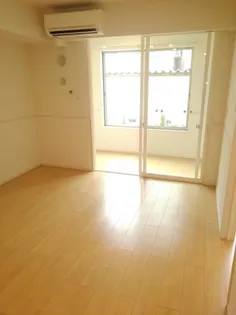 カサ・ミラ【1階】の居間