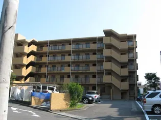 ドミールE東戸塚【5階】の外観