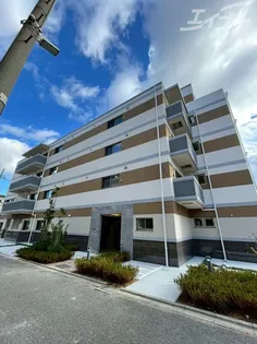 グランエピ【3階】の外観