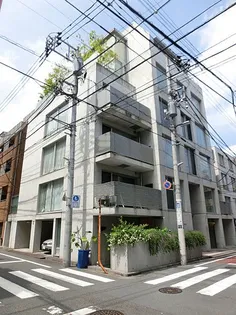 ラ・ペジブル【2階】の外観