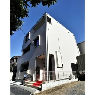 東京都新宿区西落合1【アパート】の外観