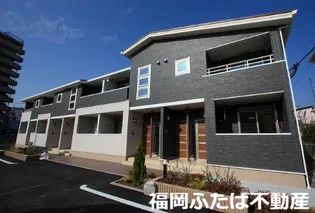 ピアッツァの画像