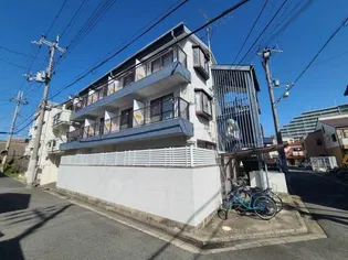 フローレスシャトーの外観