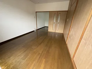 サンライズカワサキ【3階】の内装