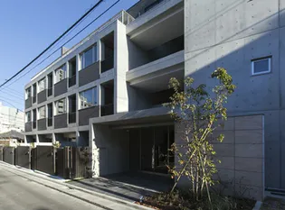 東京都渋谷区神宮前3【マンション】の外観