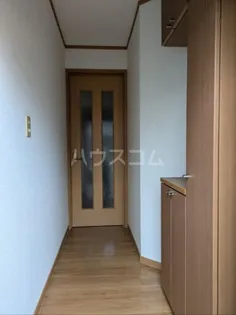 ストーンヒルII【1階】の玄関