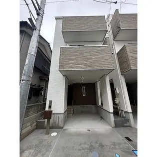 埼玉県川口市南鳩ヶ谷6【一戸建】の外観