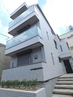 東京都港区南青山4【マンション】の外観