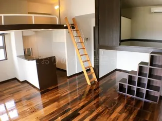 ALTEMEISTER CASAMIRA【4階】の居間