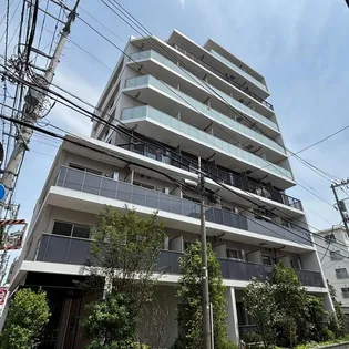 東京都新宿区西落合2【マンション】の外観