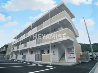 ユーミー岩松A棟【3階】の外観