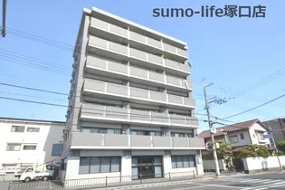 フォウレス塚口の画像